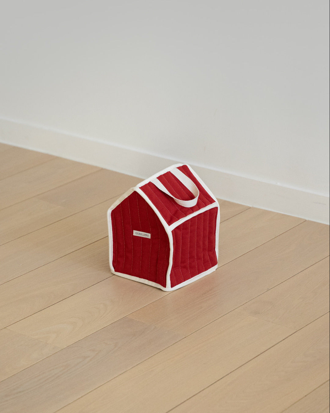 トイハウス レッド Sサイズ / Toy House Red S
