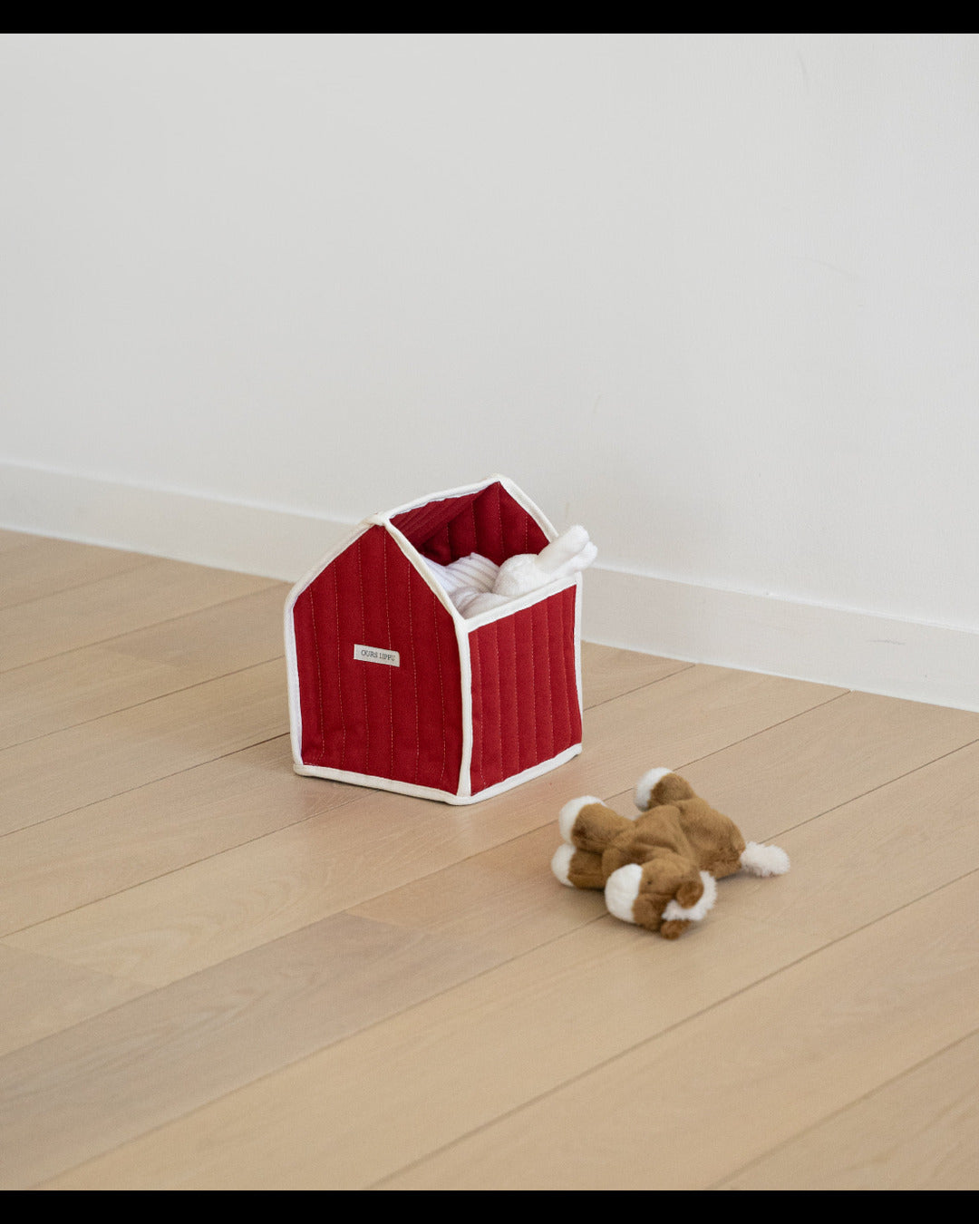 トイハウス レッド Sサイズ / Toy House Red S