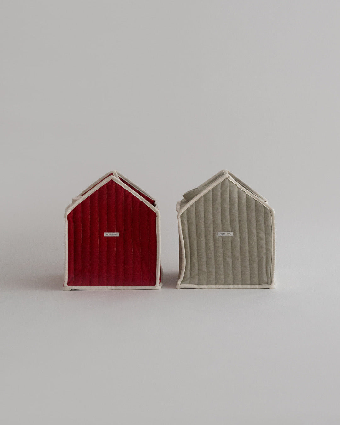 トイハウス レッド Lサイズ / Toy House Red L