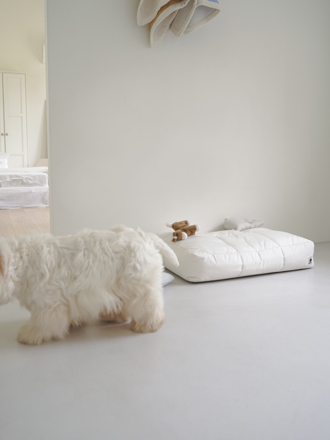 インフォーマル ベッド 3X2 ホワイト / Informal Bed 3X2 White