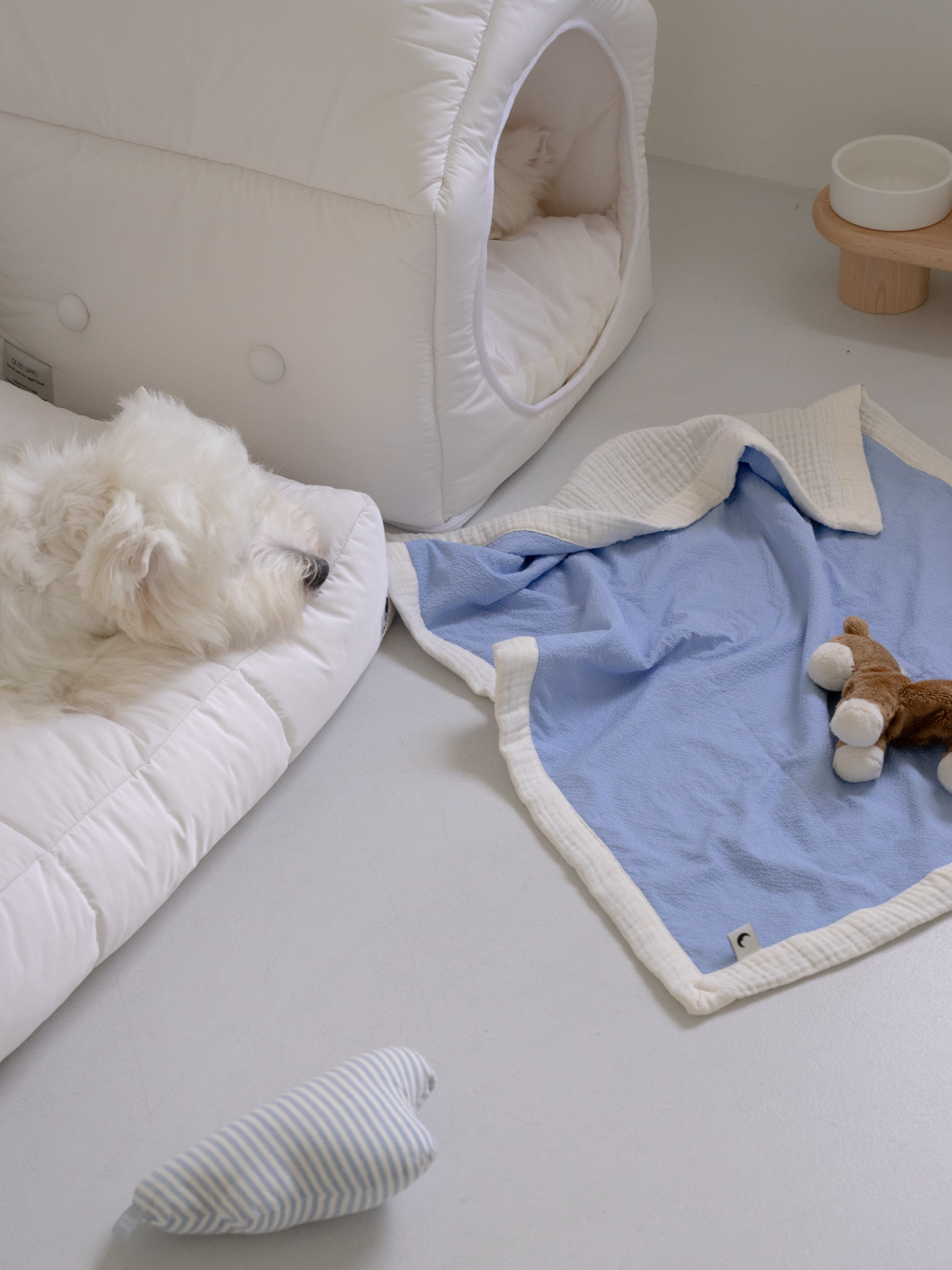 インフォーマル ベッド 3X2 ホワイト / Informal Bed 3X2 White