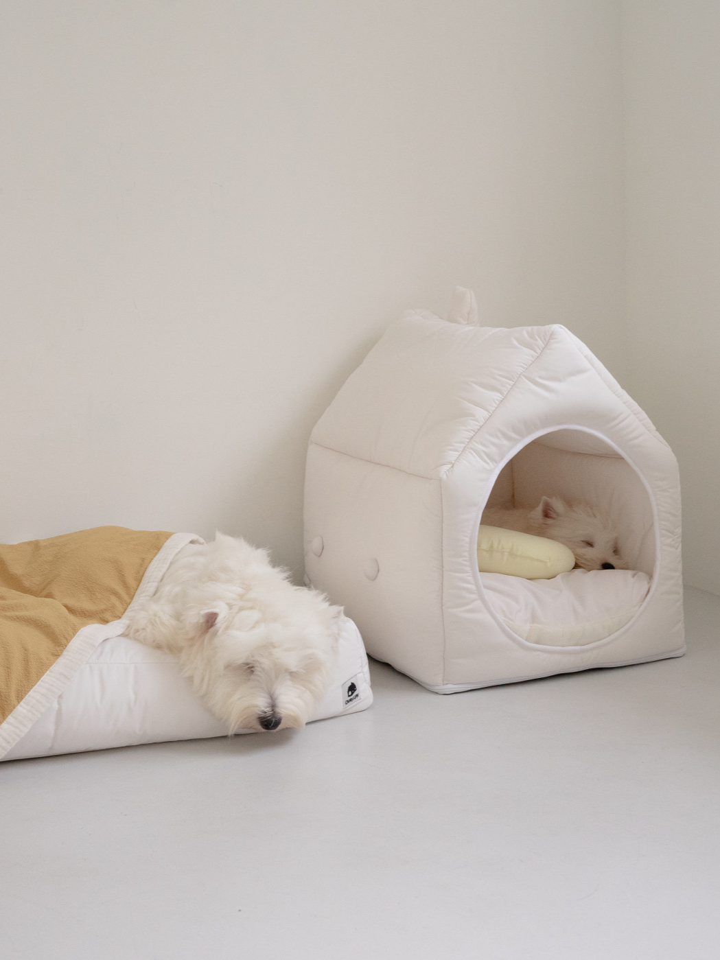 インフォーマル ベッド 3X2 ホワイト / Informal Bed 3X2 White