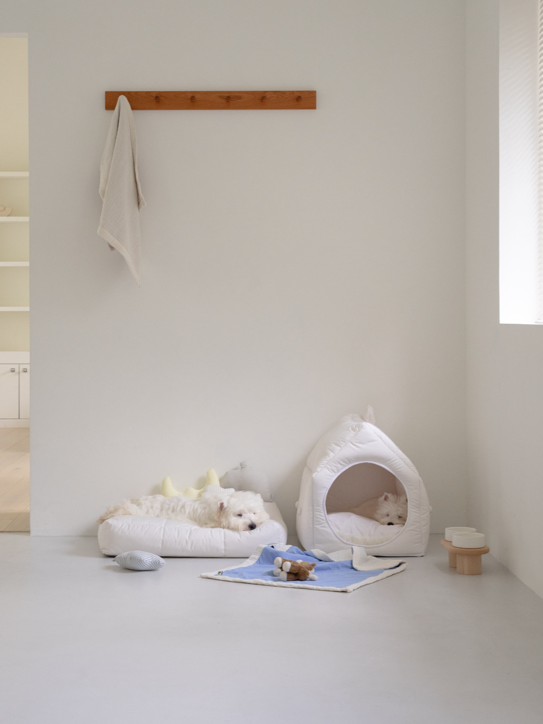 インフォーマル ベッド 3X2 ホワイト / Informal Bed 3X2 White
