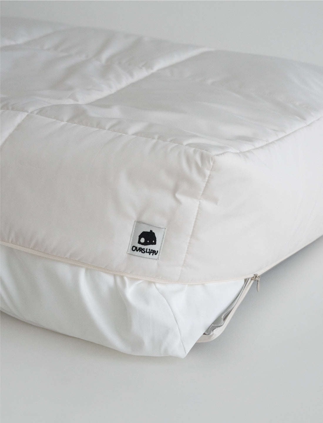 インフォーマル ベッド 3X2 ホワイト / Informal Bed 3X2 White