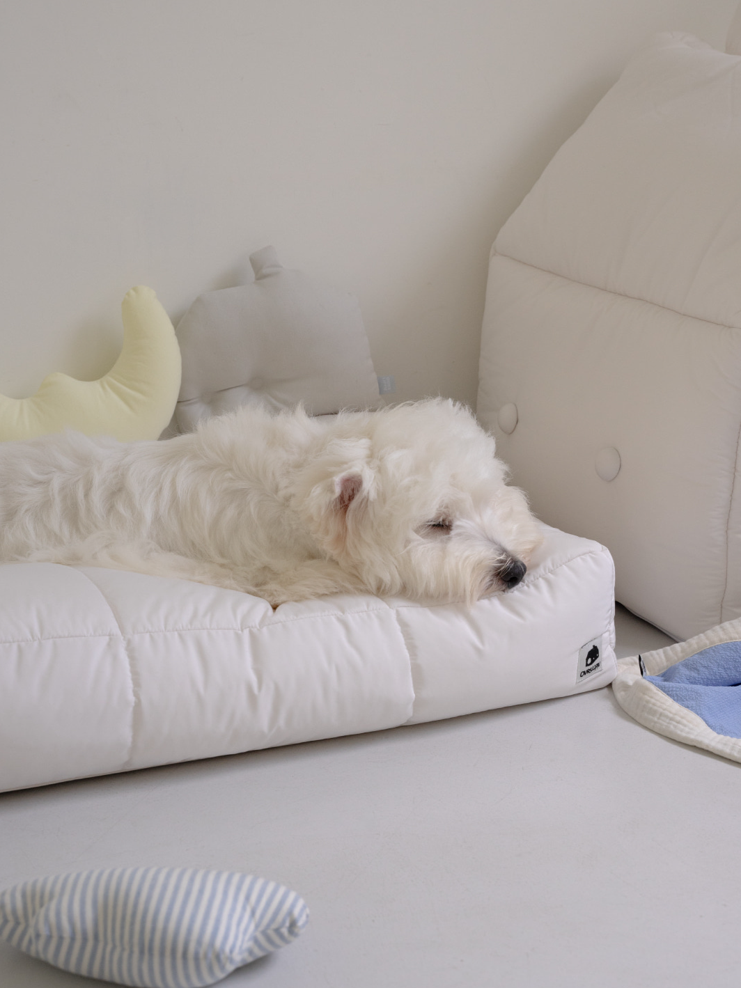 インフォーマル ベッド 3X2 ホワイト / Informal Bed 3X2 White