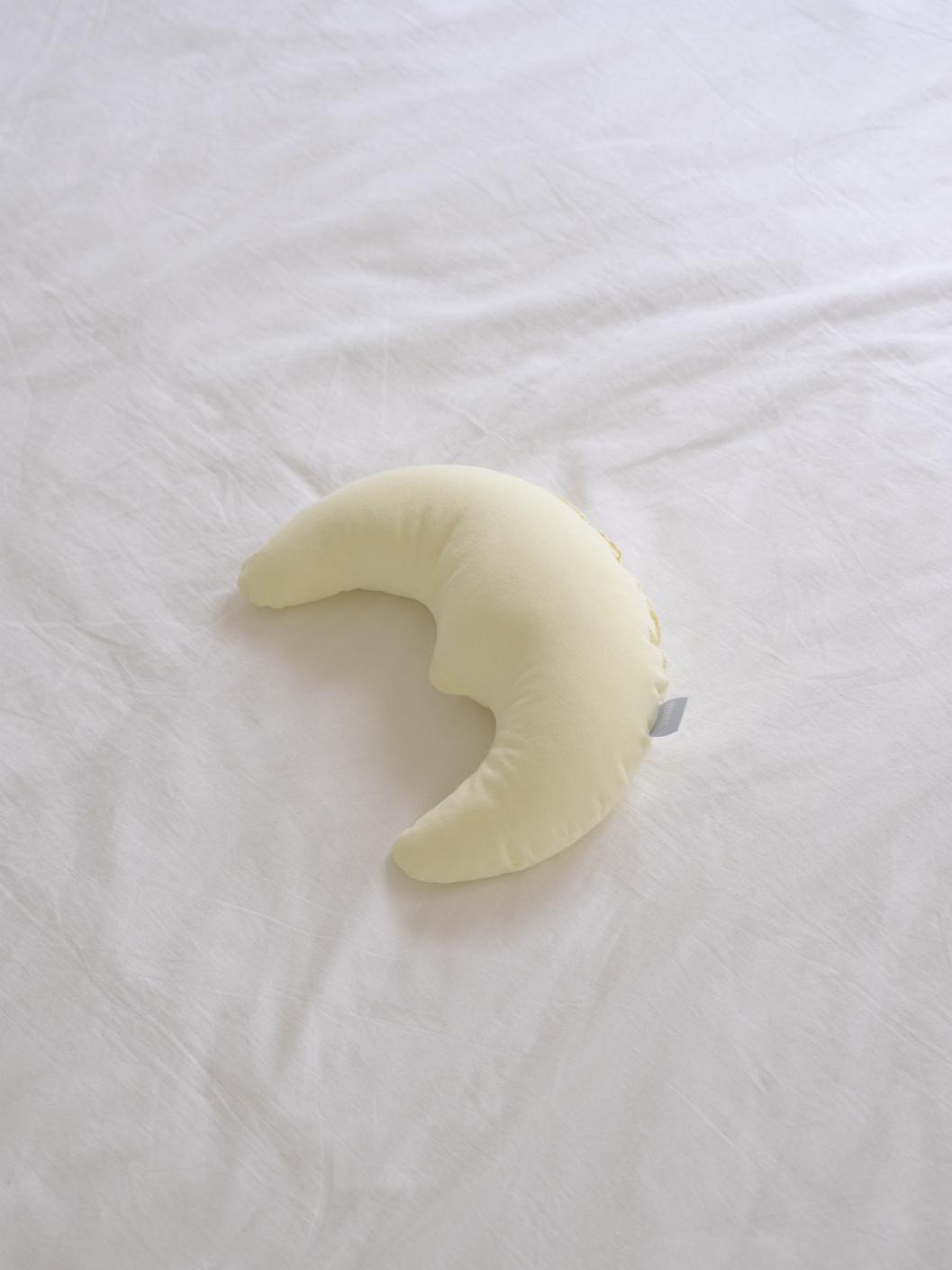 ニュームーンクッション / New Moon Cushion