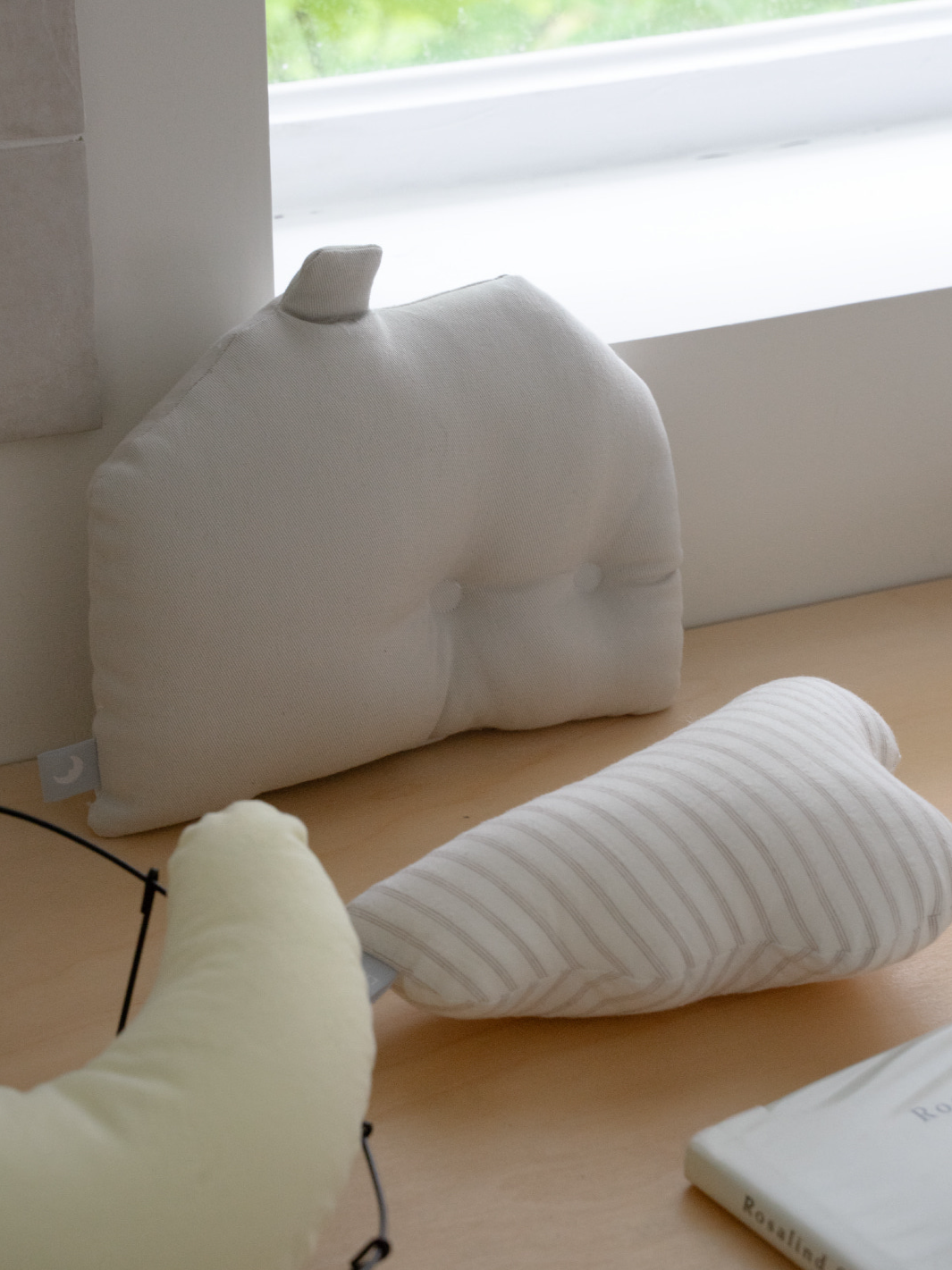 ソフト ハウス クッション / Soft House Cushion