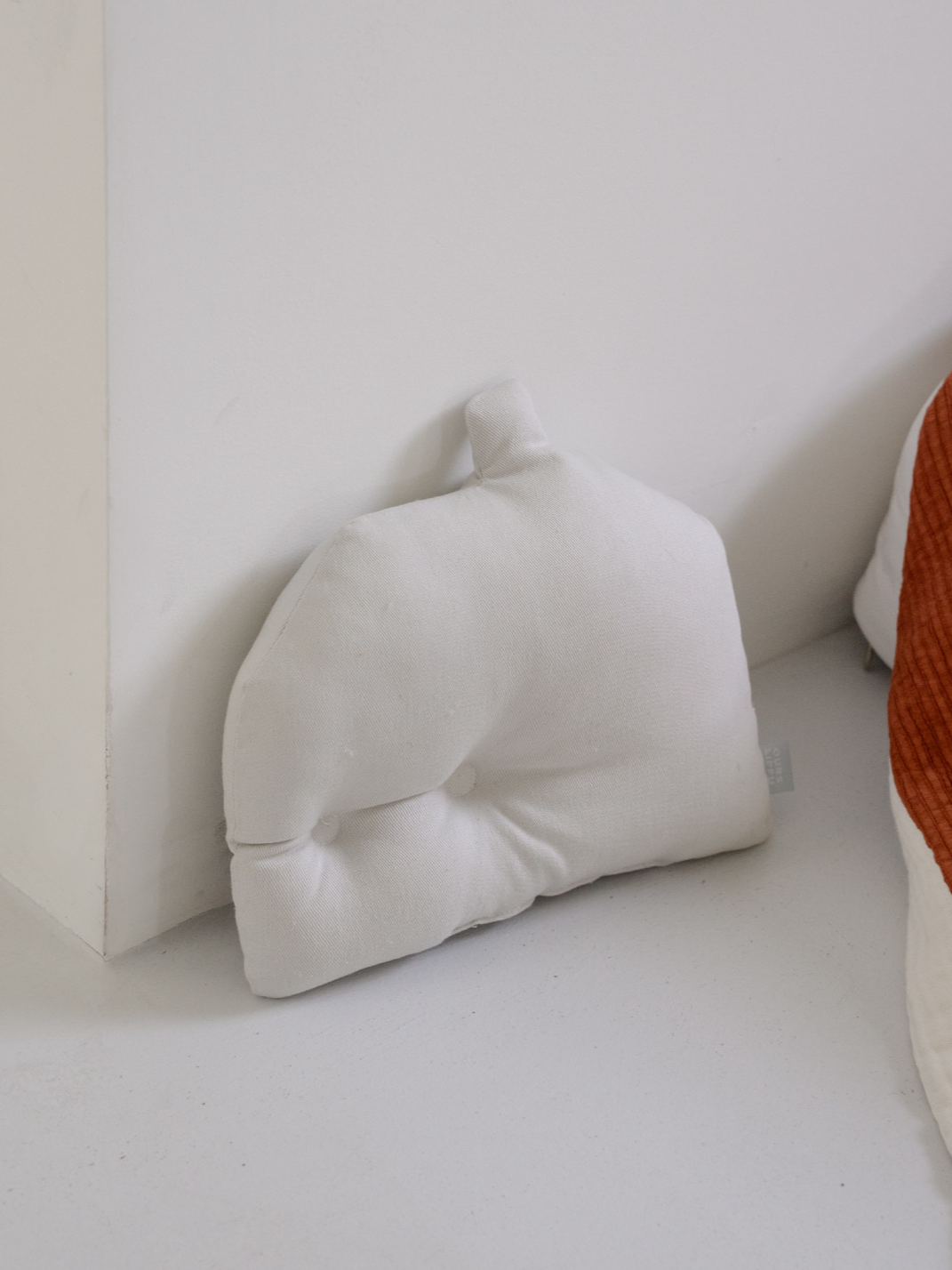 ソフト ハウス クッション / Soft House Cushion